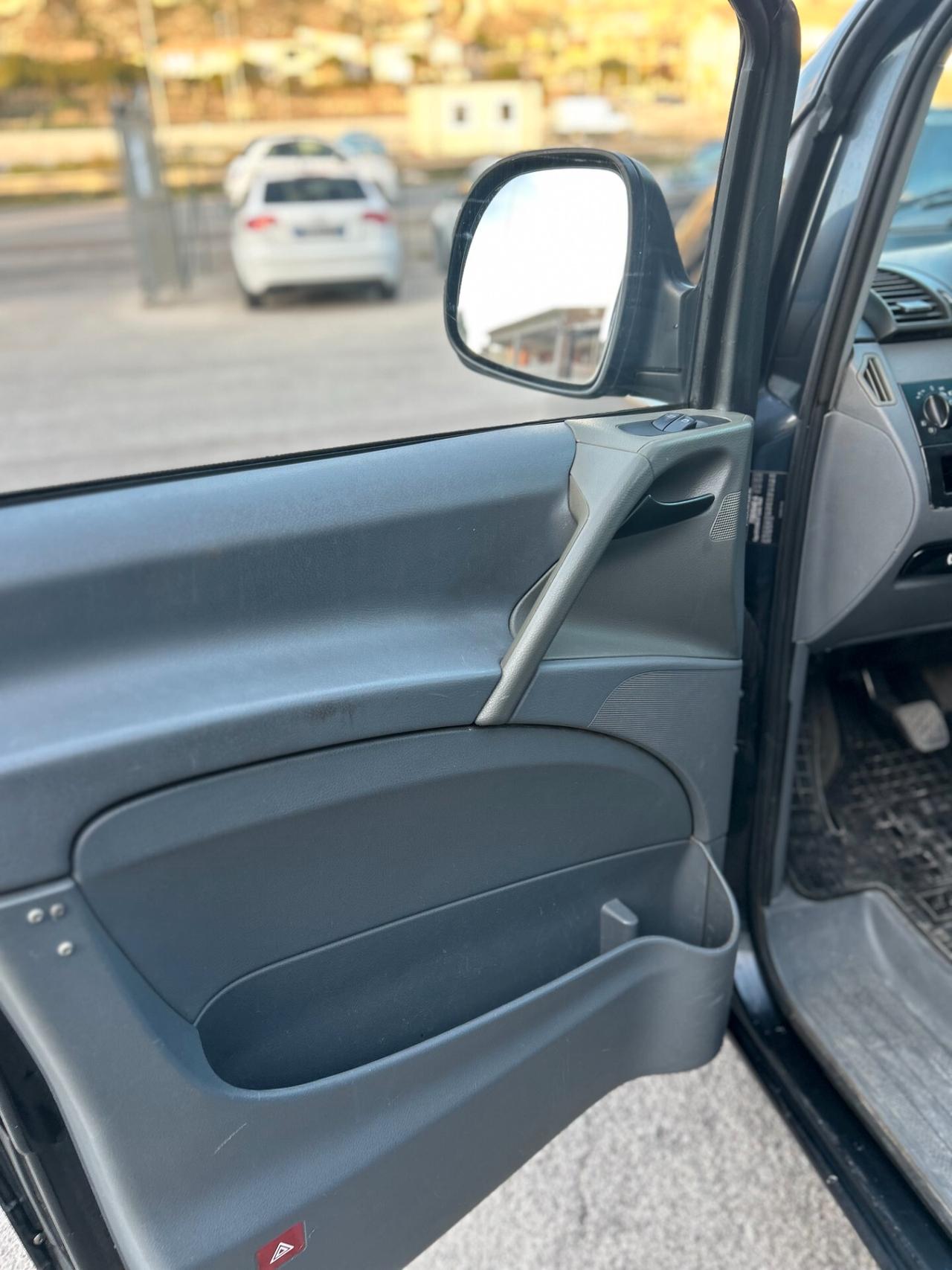 Mercedes-benz Vito 2.2 CDI Compact