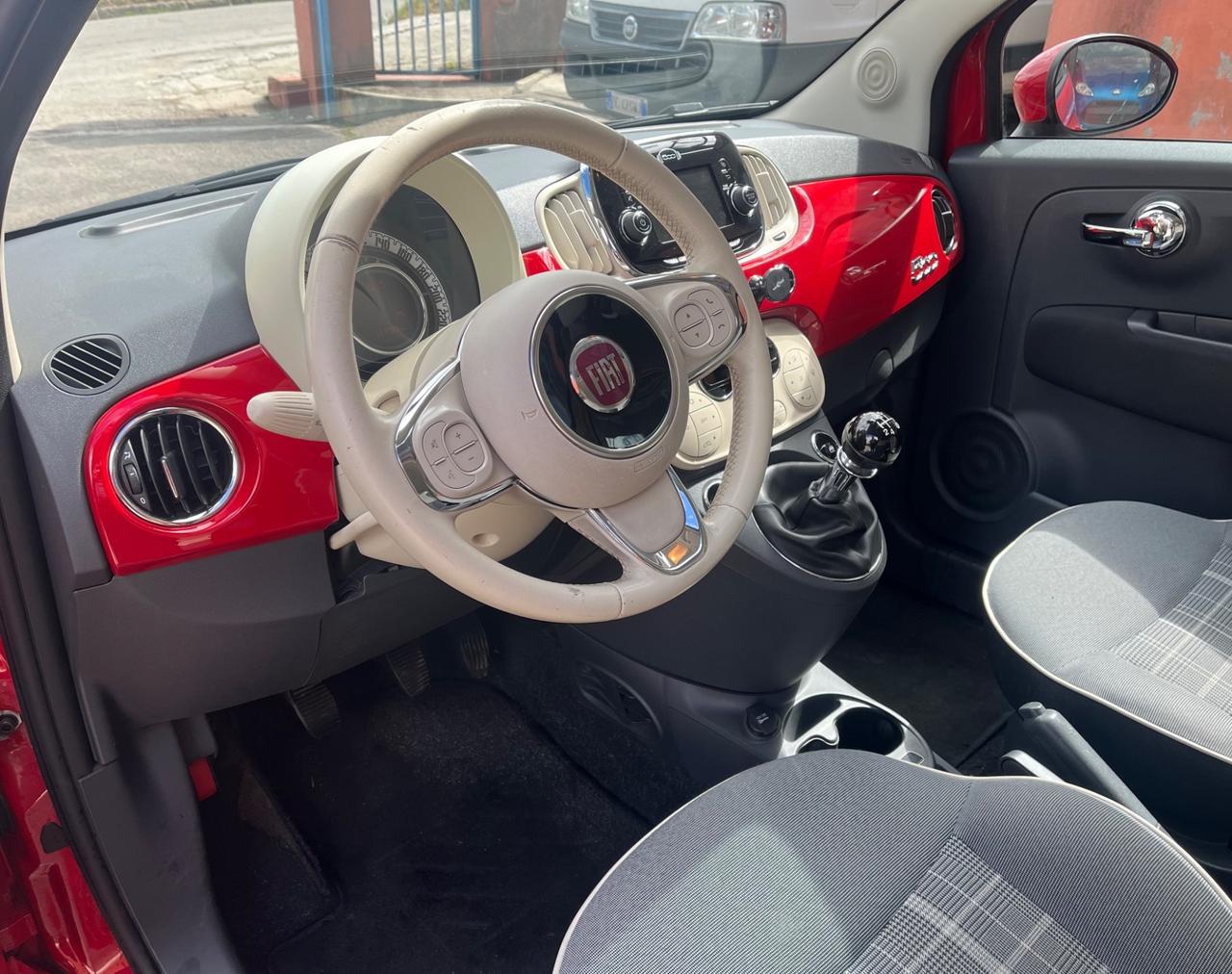 Fiat 500 1.2 Lounge- ok neopatentati-