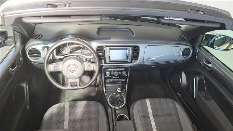 Volkswagen Maggiolino Cabrio 2.0 TDI Design BlueMotion Technology
