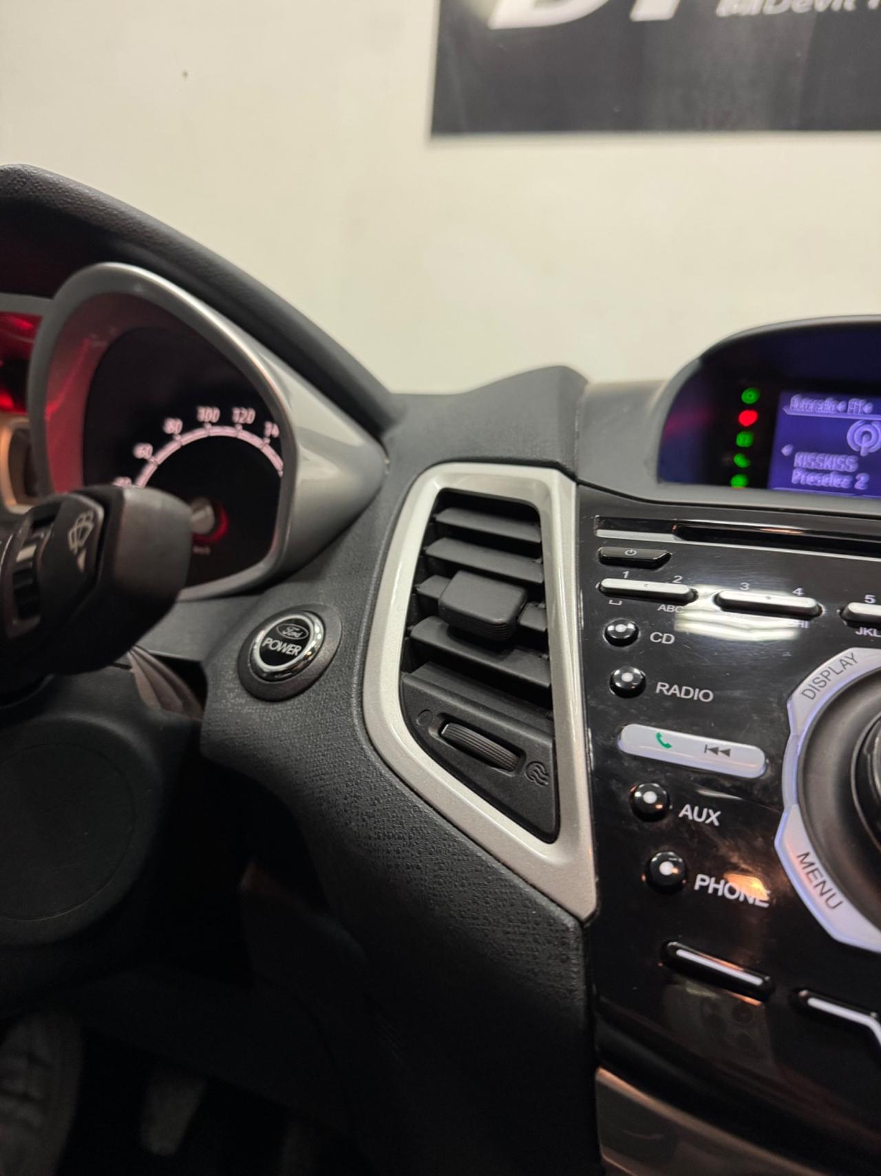 Ford Fiesta 1.4 5p. Bz.- GPL Titanium