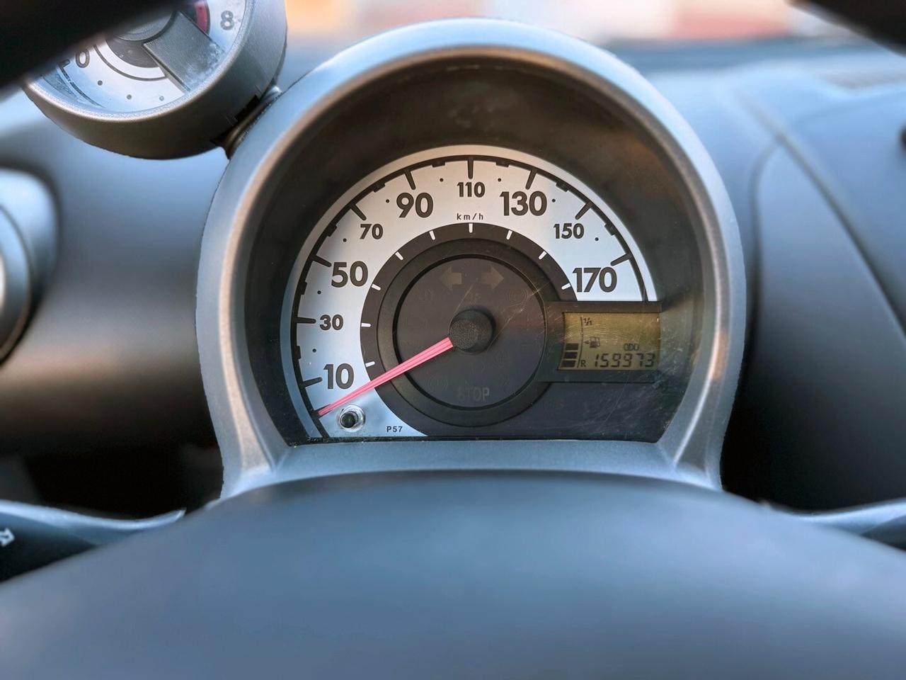 Peugeot 107 1.0 68CV 5p. - 2011