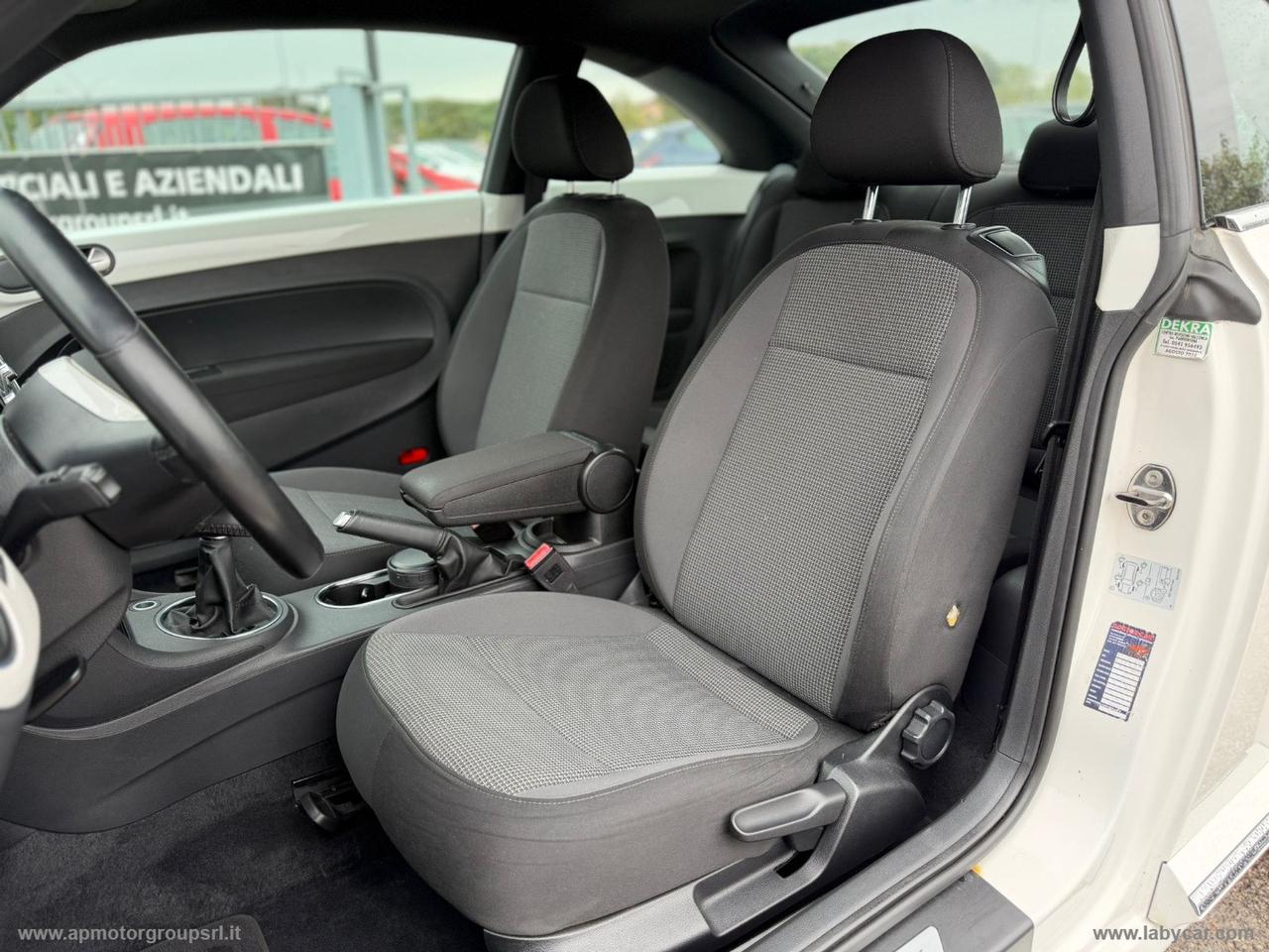 VOLKSWAGEN Maggiolino 1.6 TDI Design