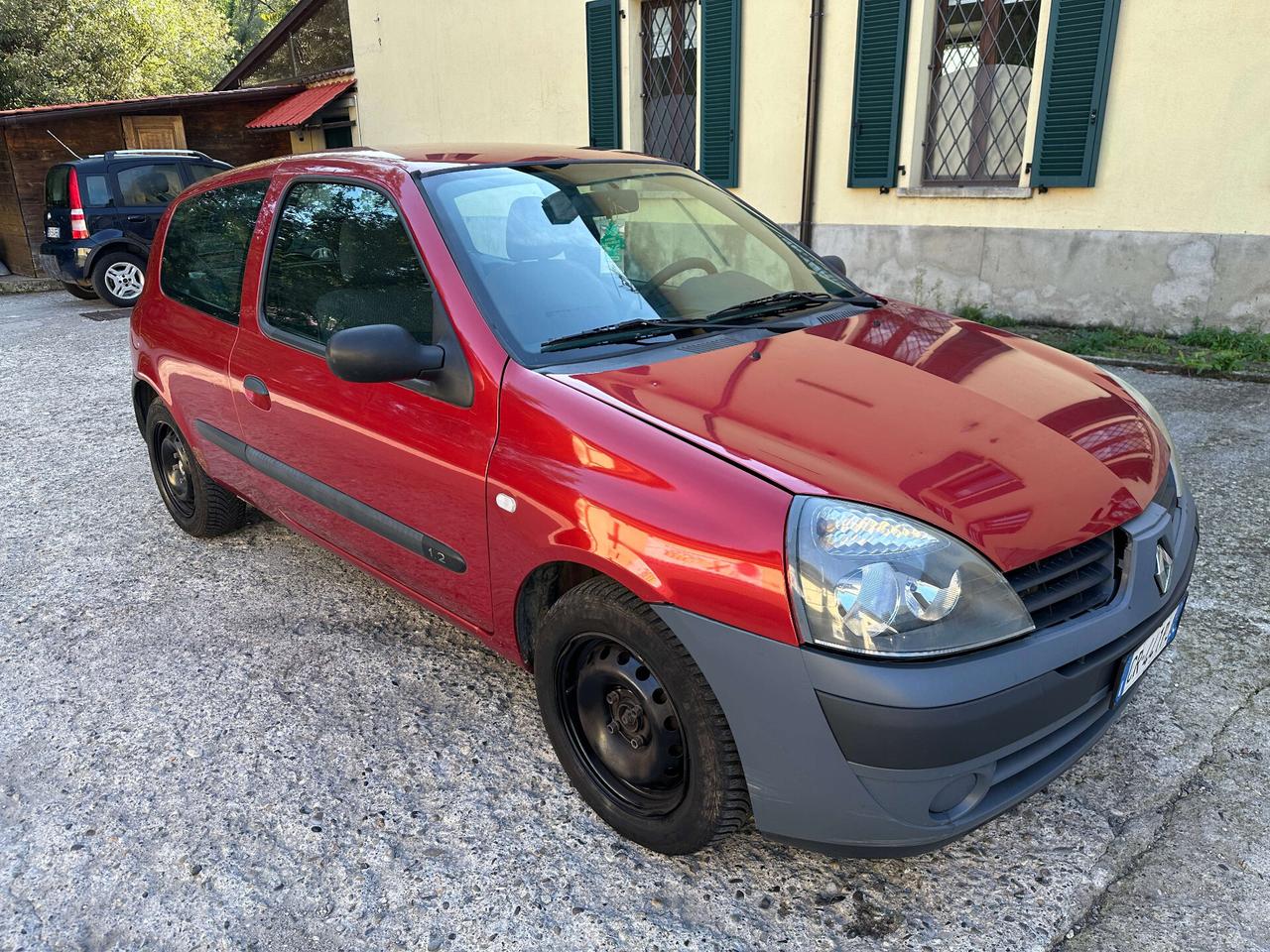 Renault Clio 1.2 cat 3 porte Confort Authentique