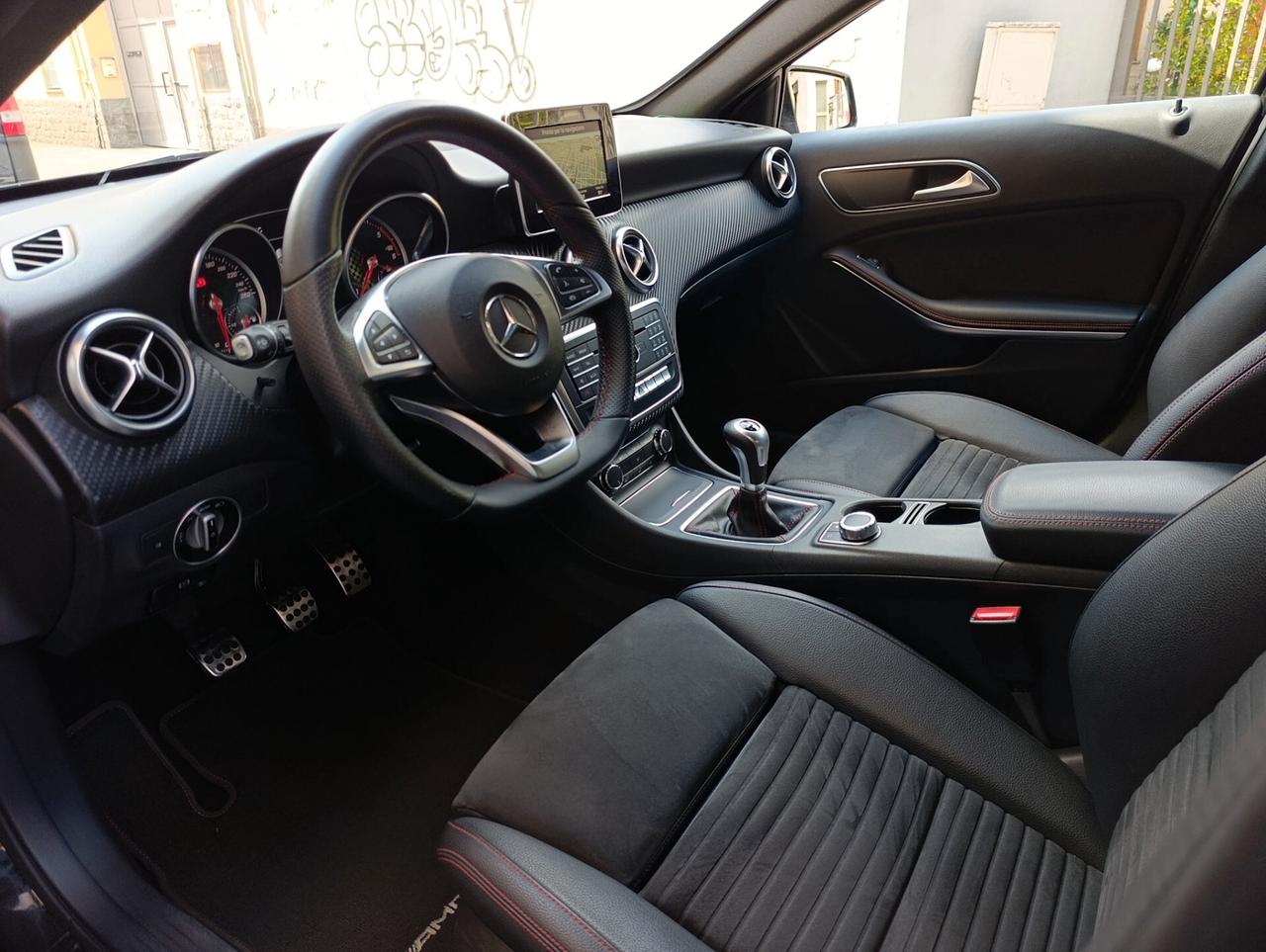 Mercedes-benz A 180 d Premium