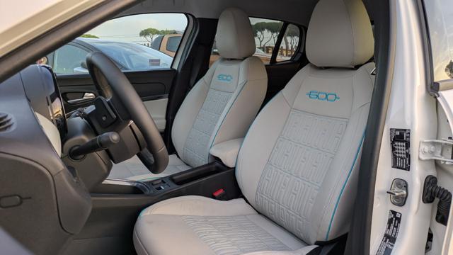 FIAT 600 HYBRID LA PRIMA DCT6 1.2cc 100cv SAFETYPACK