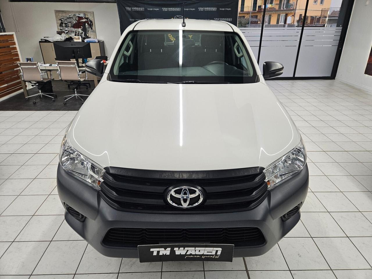 Toyota Hilux 2.4 d-4d Executive 4wd IVA ESCLUSA