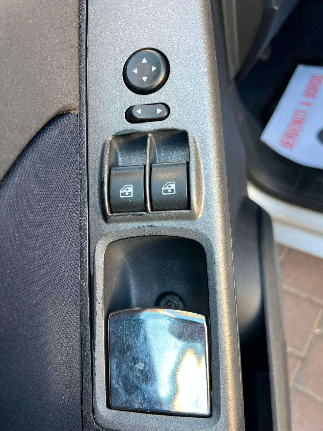 Lancia MUSA 1.3 Mjt 95 CV 5th Avenue