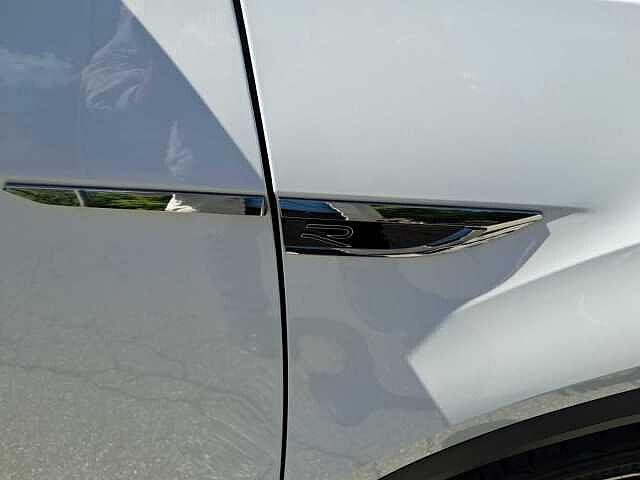 Volkswagen T-Roc 2.0TDI 115CV R-Line - NEOPATENTATI