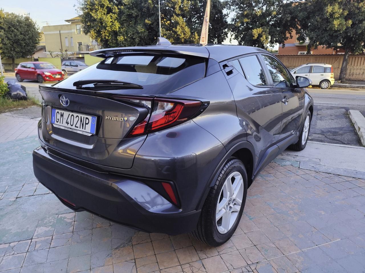 Toyota C-HR 1.8 Hybrid E-CVT Business
