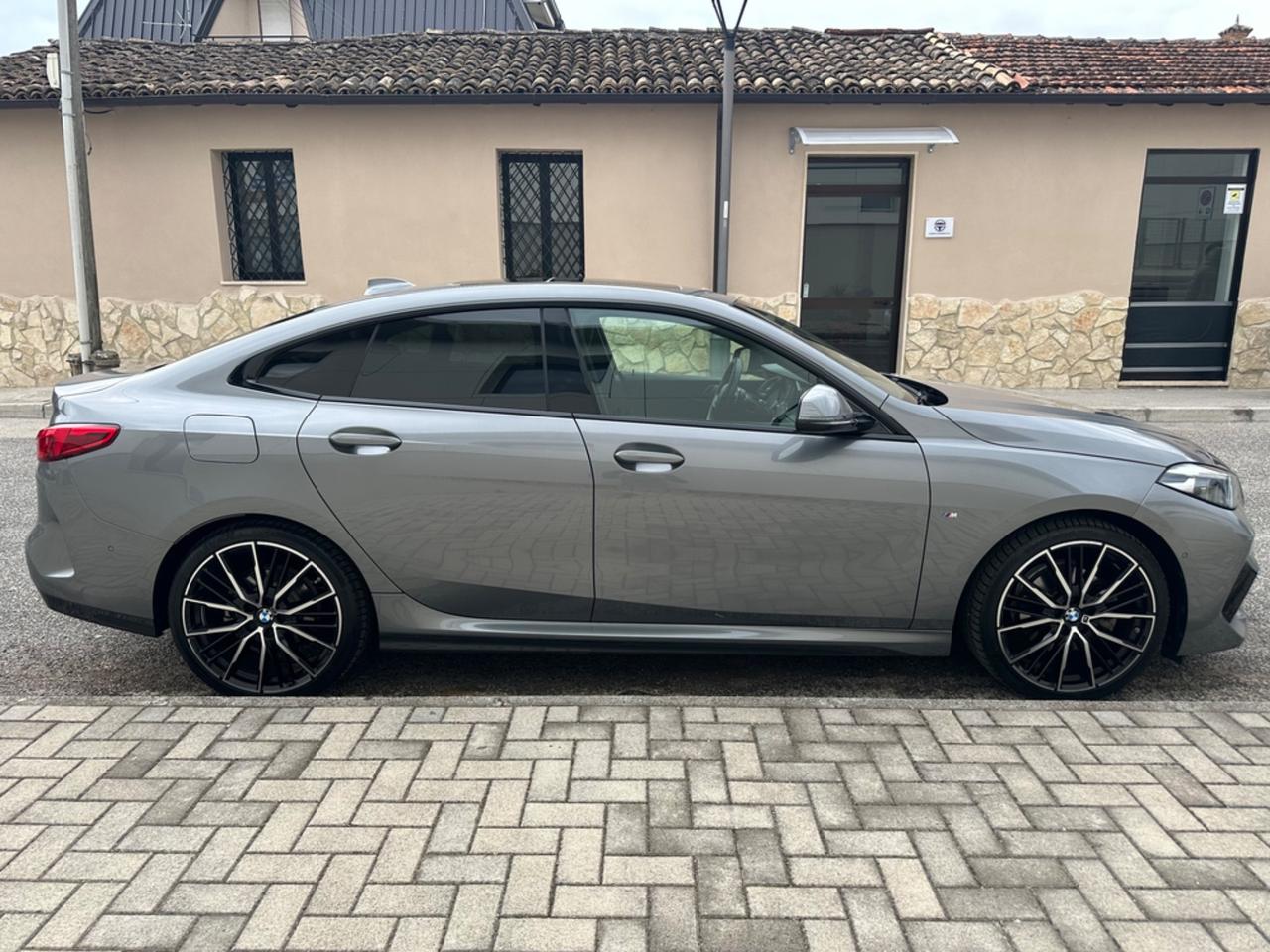 Bmw 2er Active Tourer 218d Msport