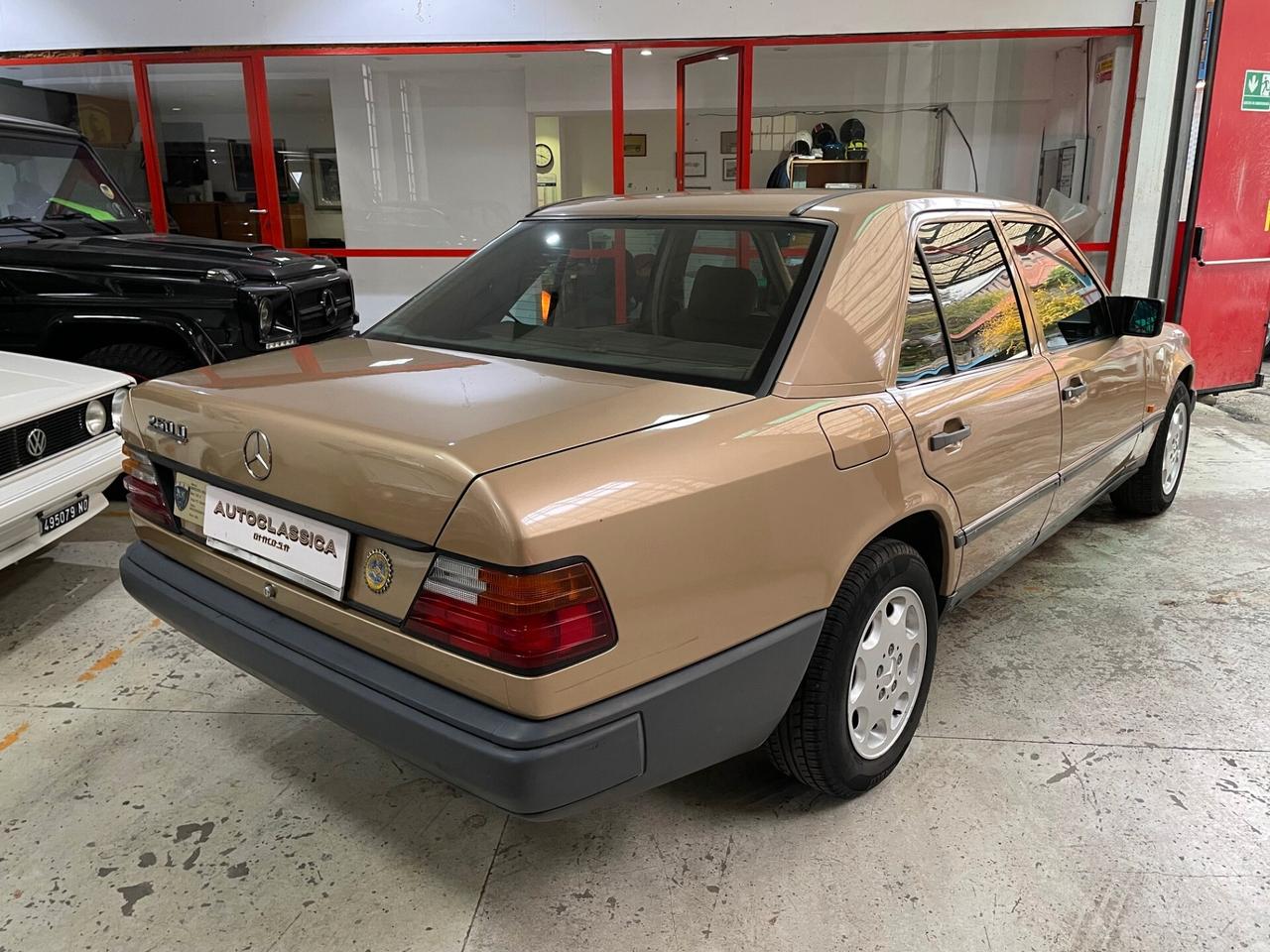 Mercedes-Benz E 250 D ASI TARGA ORO!!!