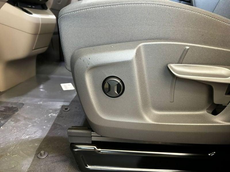 Volkswagen Multivan Multivan 1.5 PHEV DSG 4Motion Edition