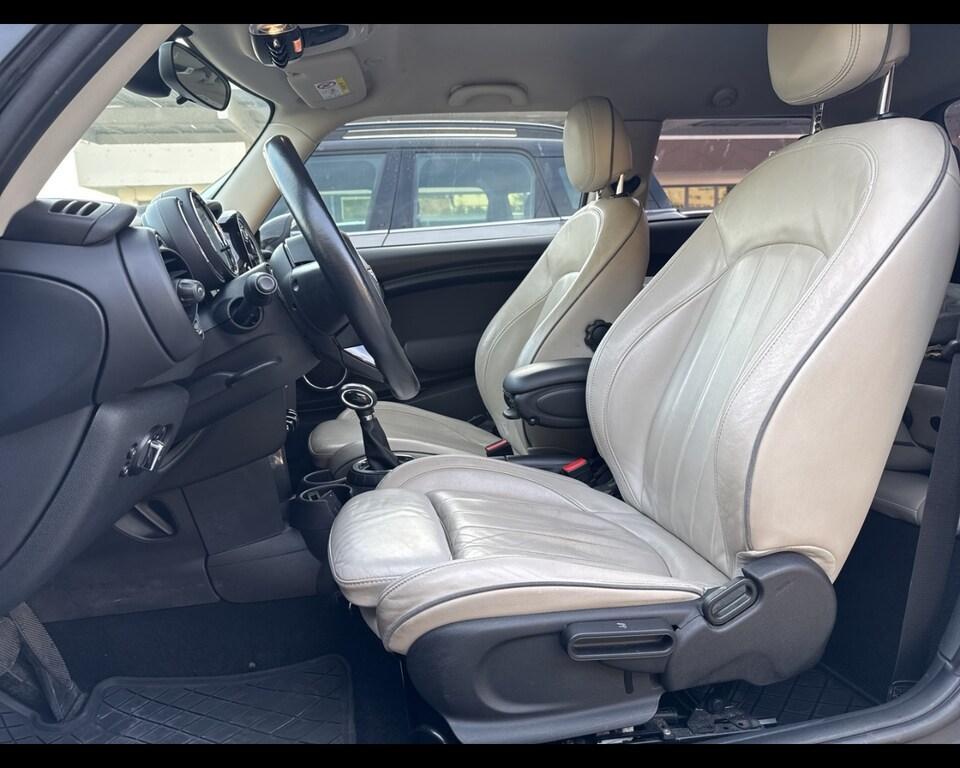 Mini Cooper D 1.5 D Cooper D Hype Auto