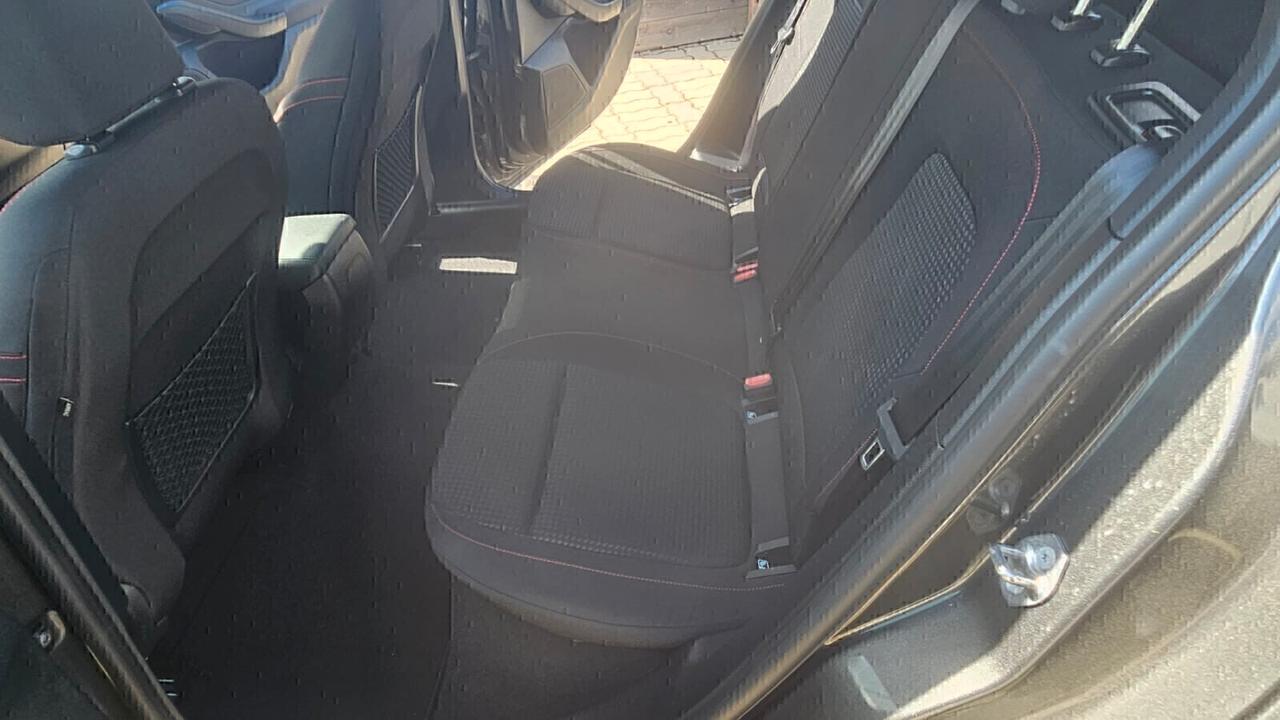 Ford Focus 1.0 EcoBoost Hybrid 125 CV 5p. ST-Line Design