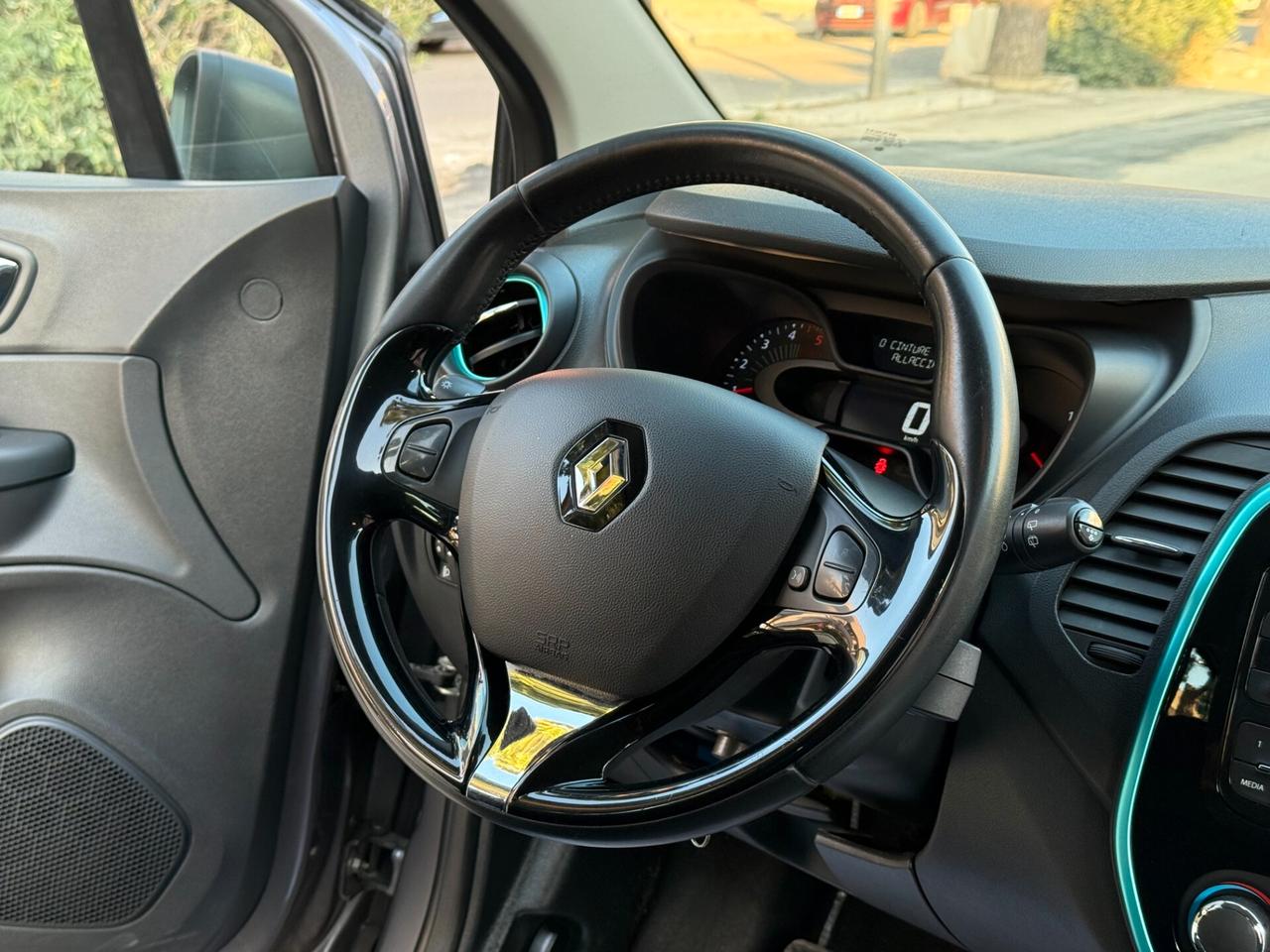 Renault Captur 1.5 dCi 90CV S&S LED Zen - 2016