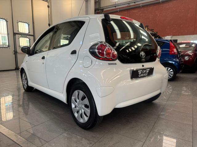 TOYOTA Aygo 1.0 12V VVT-i 5 porte Active Connect