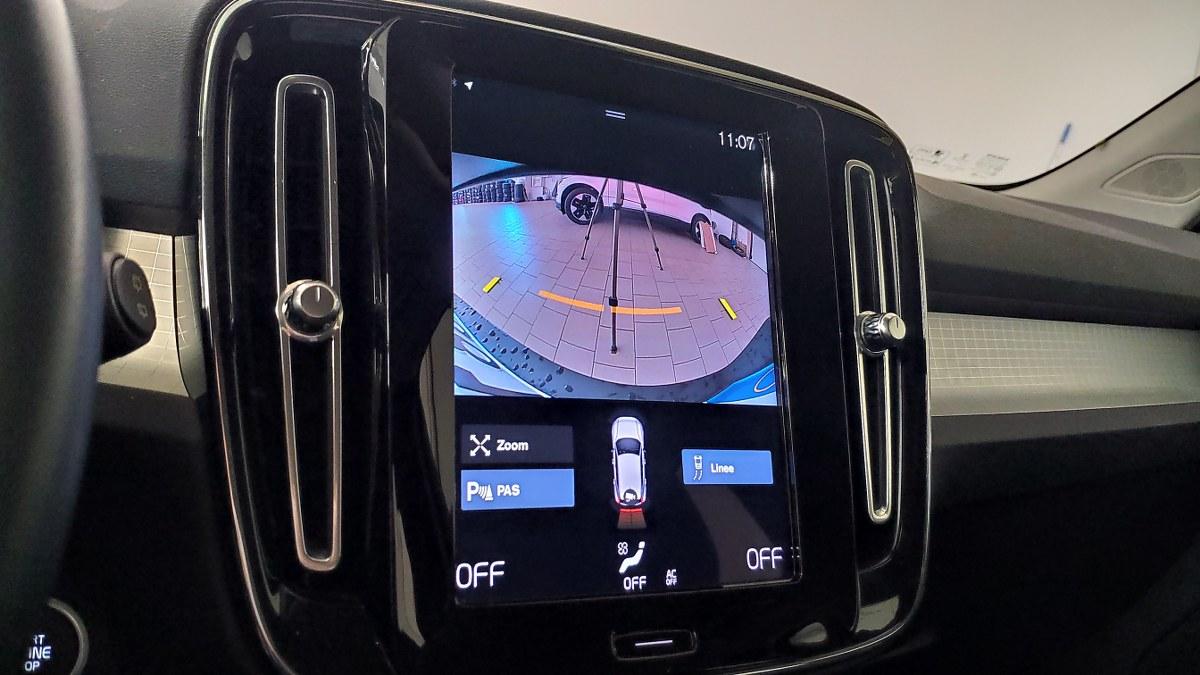 VOLVO Xc40 T2 Geartronic Momentum Pro