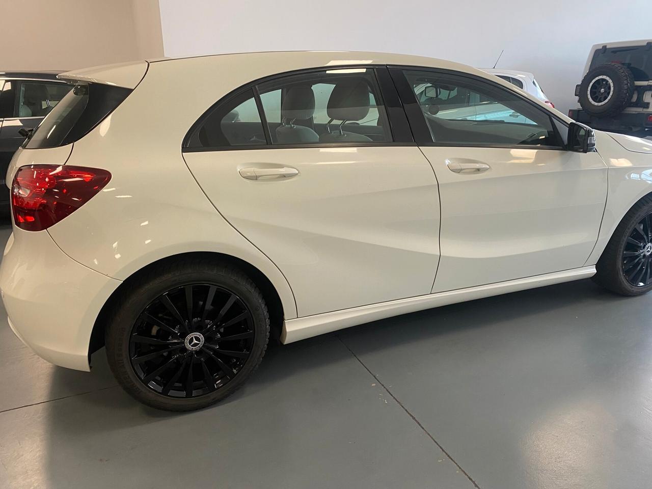 Mercedes-benz A 180 d Premium