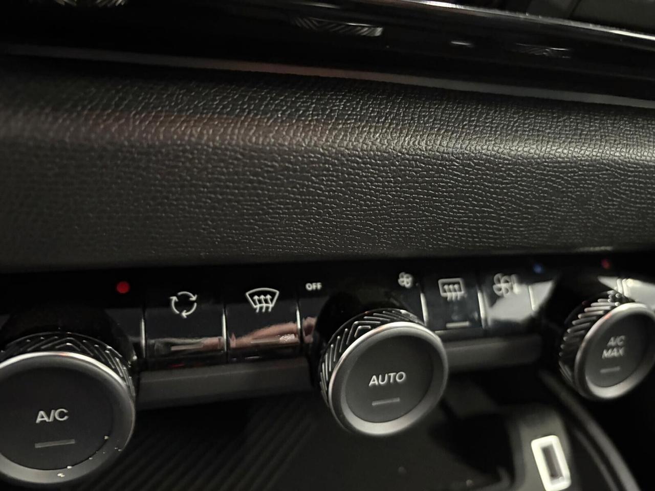 Citroen C4 MAX motore elettrico SPOTICAR