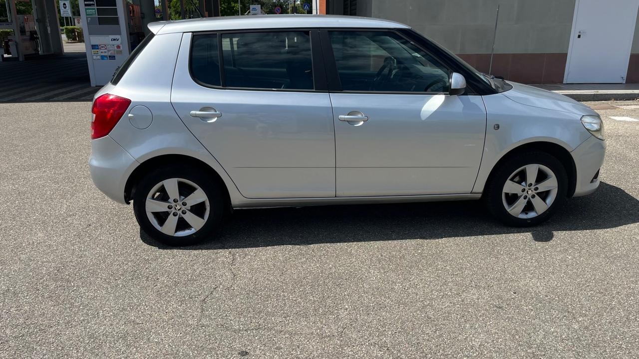 Skoda Fabia 1.2 12V 70CV 5p. Drive