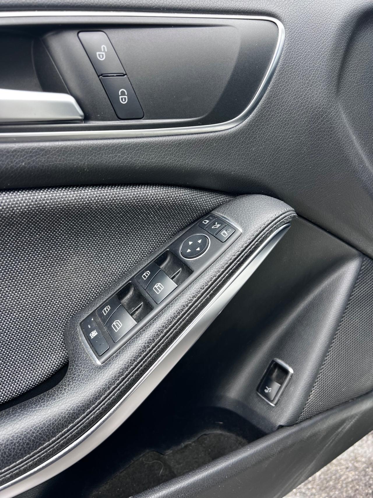 Mercedes-benz GLA 200 d Automatic 4Matic Premium