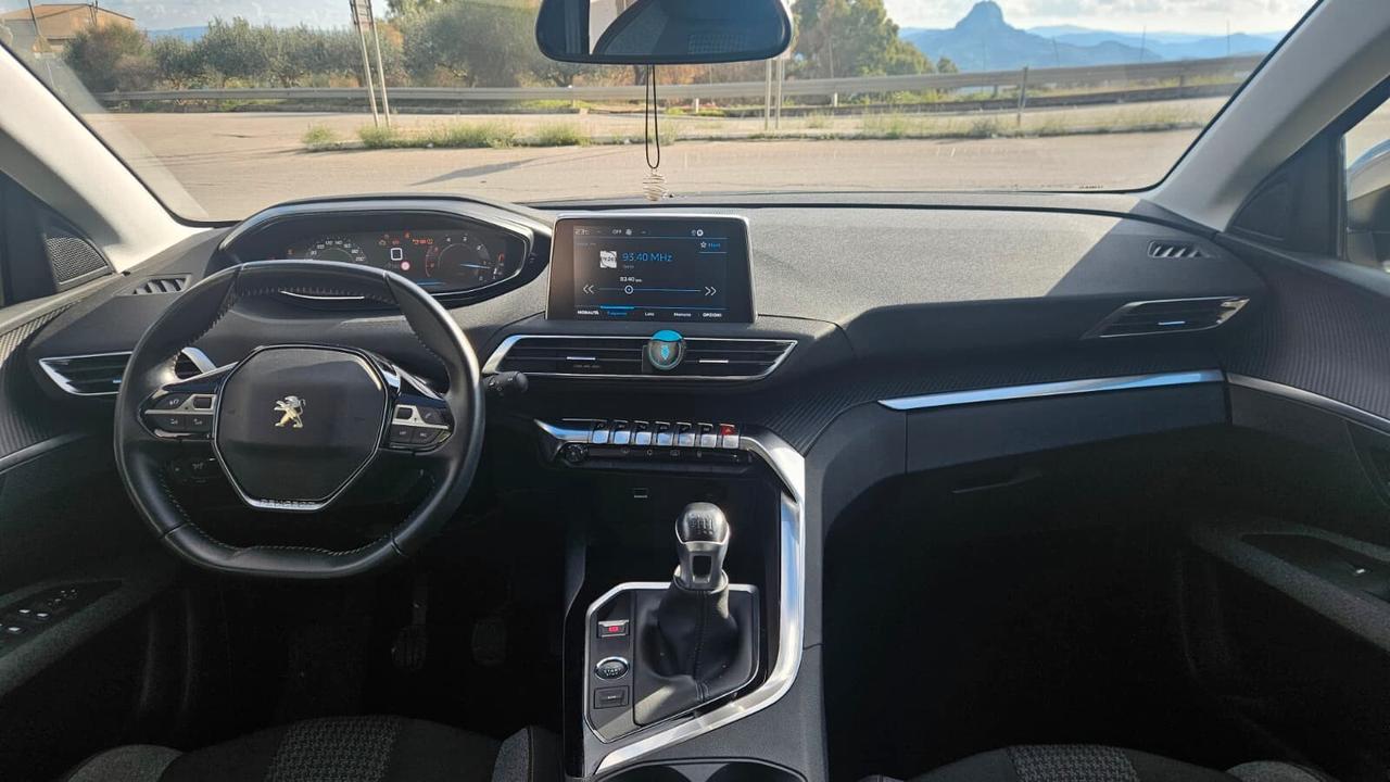 Peugeot 3008 BlueHDi 130 S&S Allure