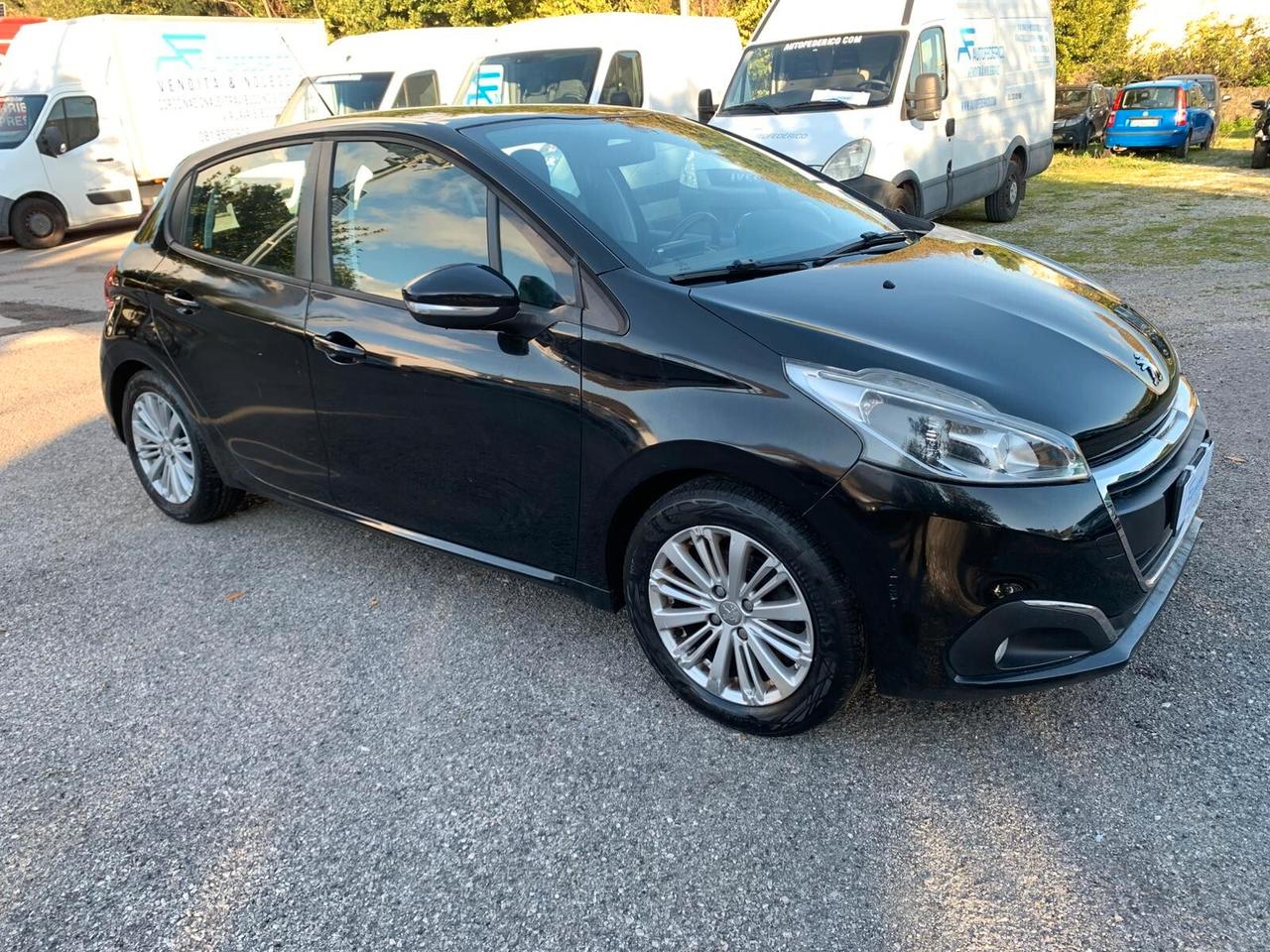 Peugeot 208 1.2 Gpl 82cv 5 porte Allure