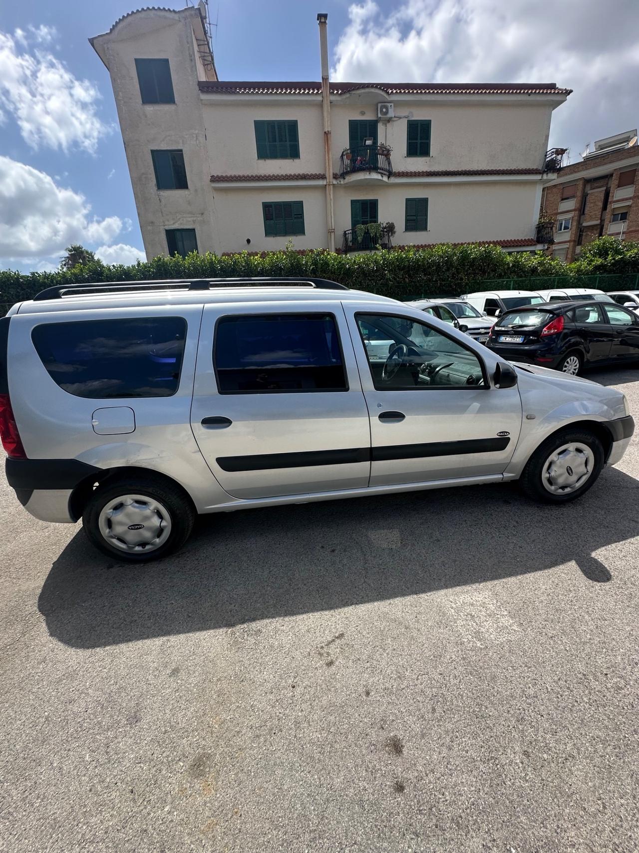 Dacia Logan MCV 1.5 dCi 70CV 7 posti Lauréate