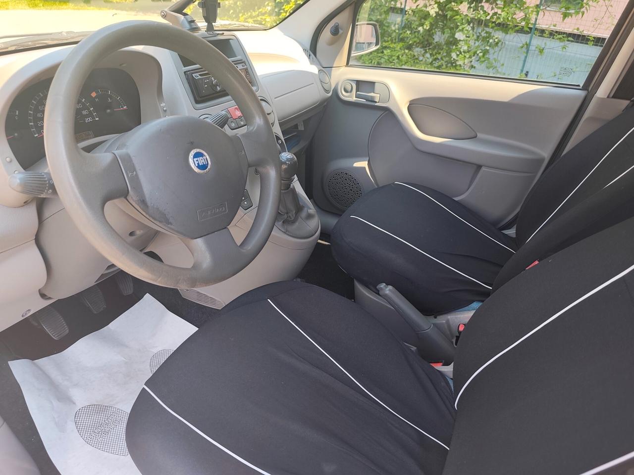 Fiat Panda 1.1 benzina neopatentati