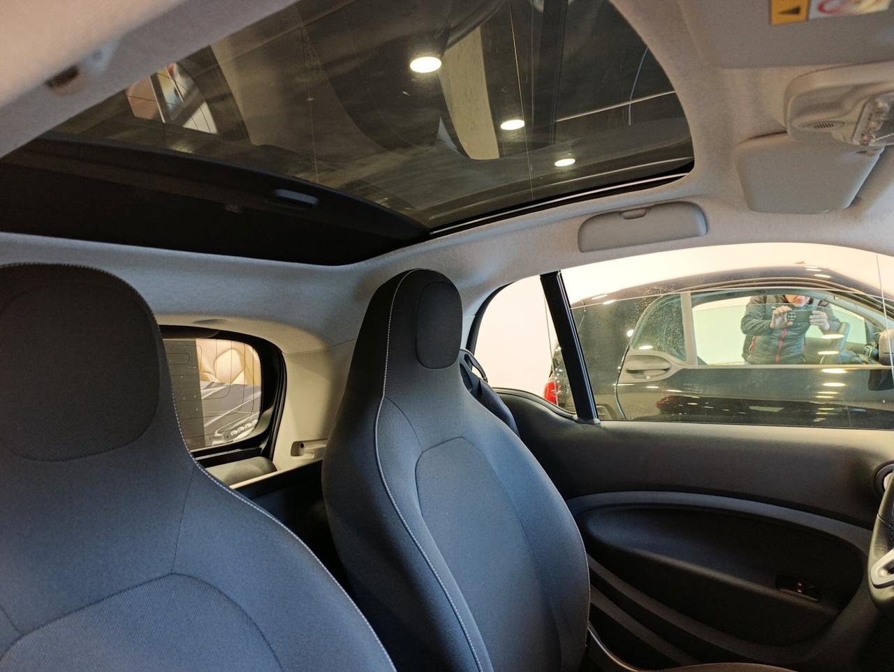 Smart ForTwo 70 1.0 twinamic Passion km 25.741 del 2019