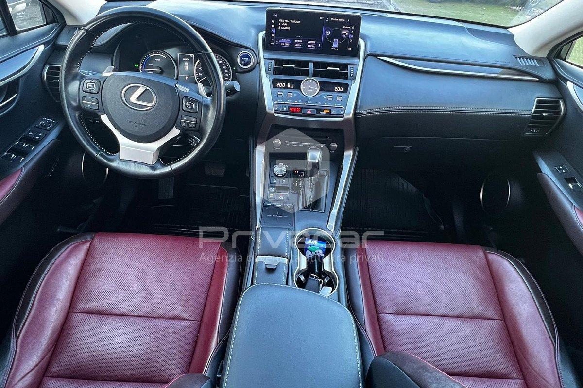 LEXUS NX Hybrid 4WD Luxury