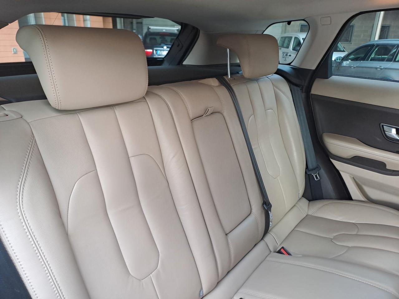 LAND ROVER RANGE ROVER EVOQUE 2.2 TD4 150cv *AUTOMATICO*