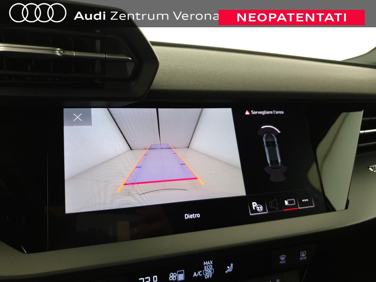 Sedan 30TFSI 116CV S tronic Business