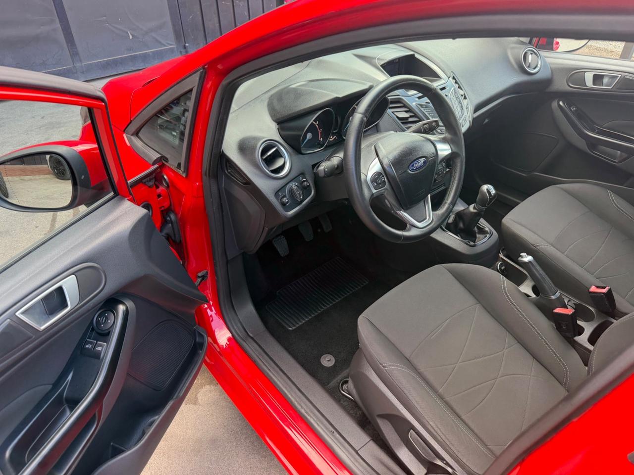 Ford Fiesta 1.2 60CV 5 porte Titanium