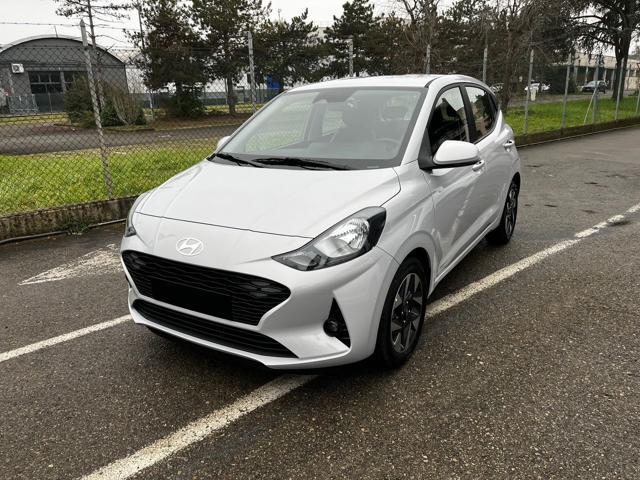 HYUNDAI i10 1.0 Connectline Km 0