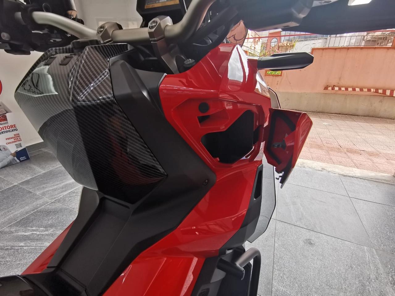 Honda X-ADV 750 Limited Edition