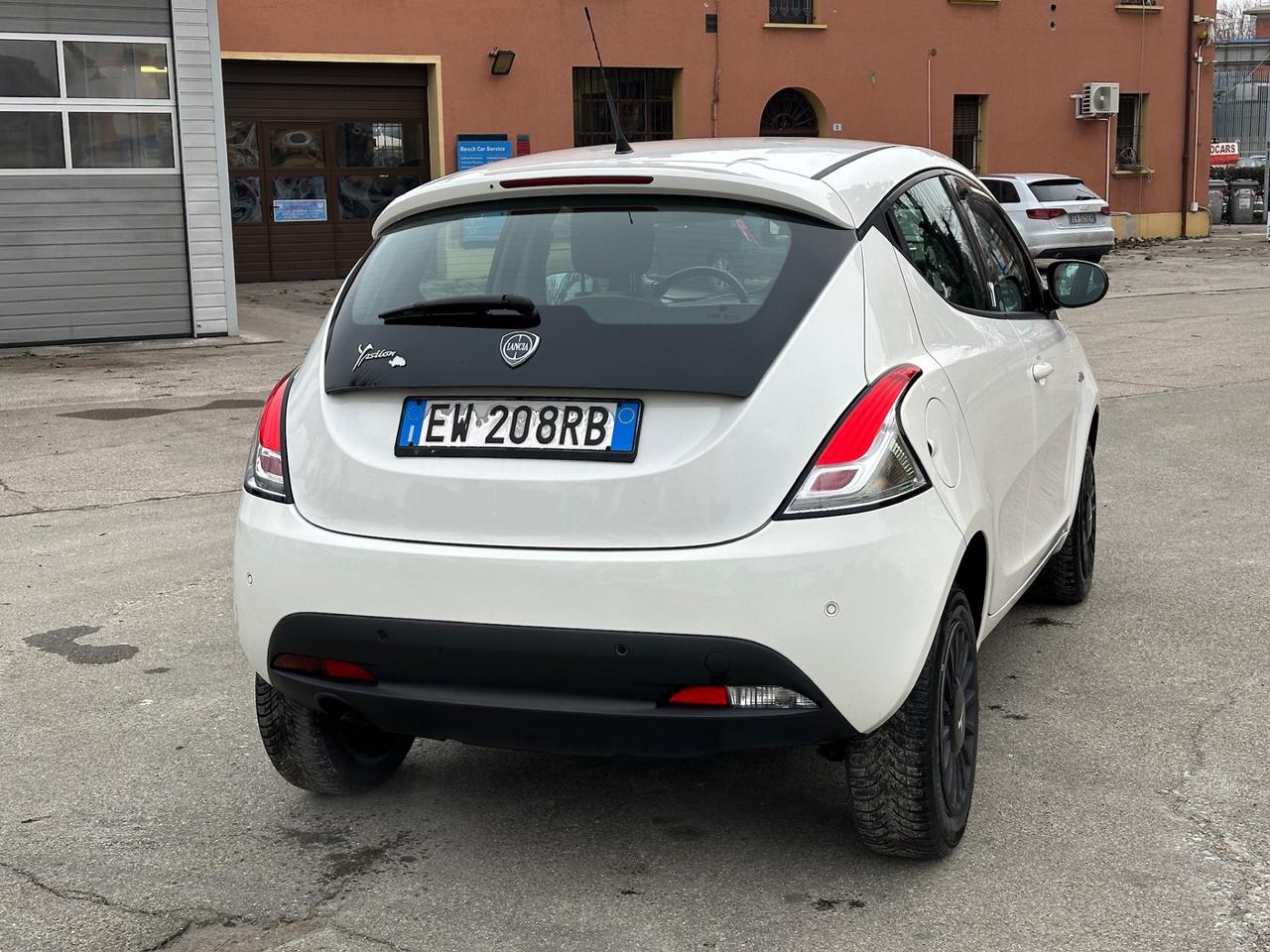 Lancia Ypsilon 0.9 TwinAir 85 CV 5 porte Metano Ecochic Gold