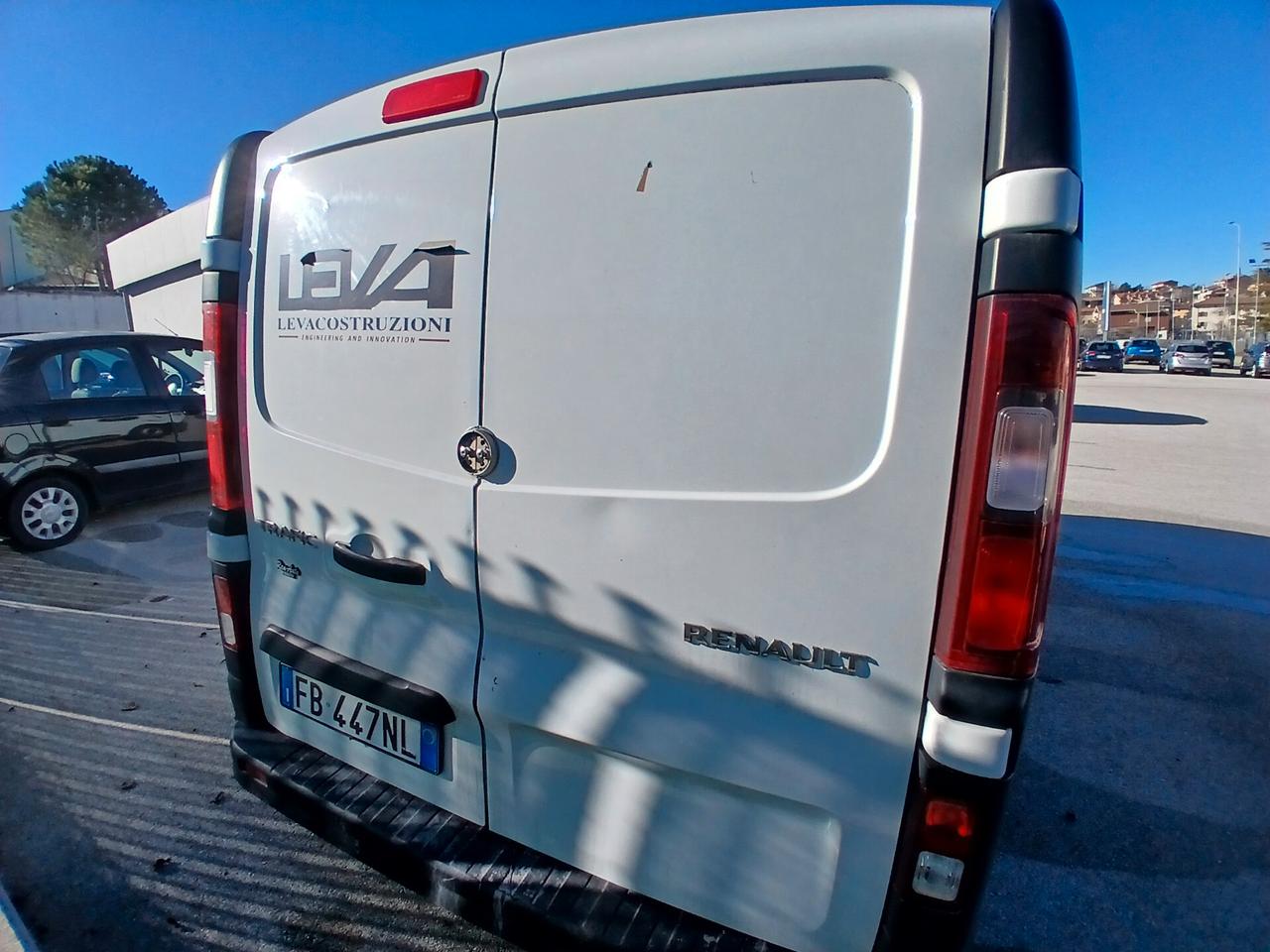 Renault TRAFIC 1.6 DCI 120 CV 2016 3 POSTI