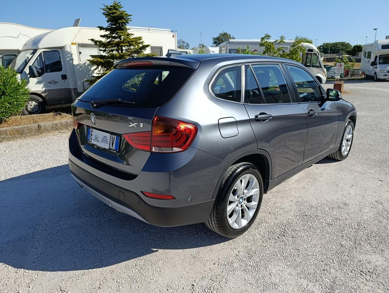 BMW X1 Xdrive18d my12