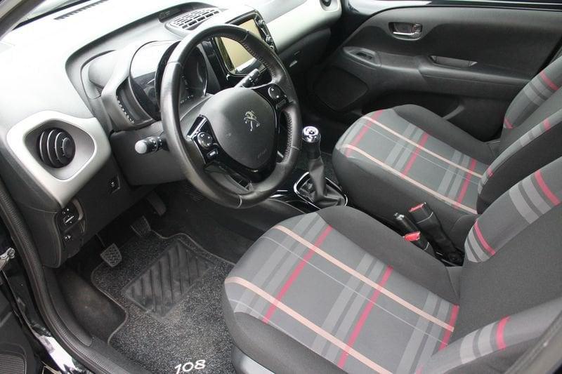 Peugeot 108 PureTech 82 5 porte Allure