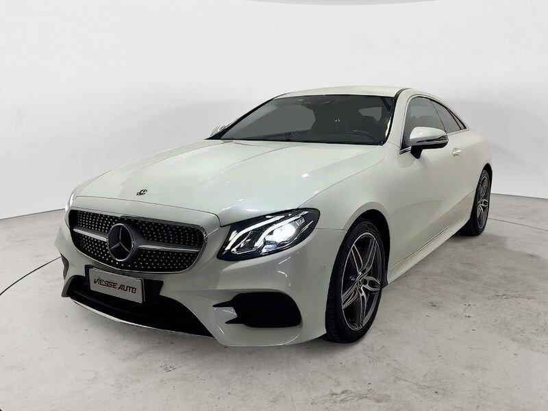 Mercedes-Benz Classe E Cpé E 220 d 4Matic Premium Plus