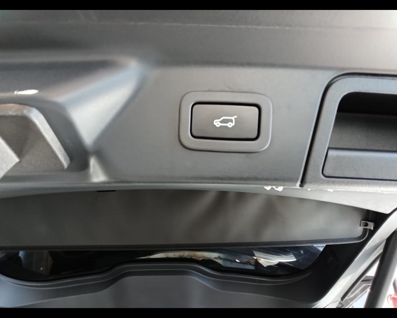 LAND ROVER Range Rover Velar 2017 - Range Rover Velar 2.0d i4 R-Dynamic