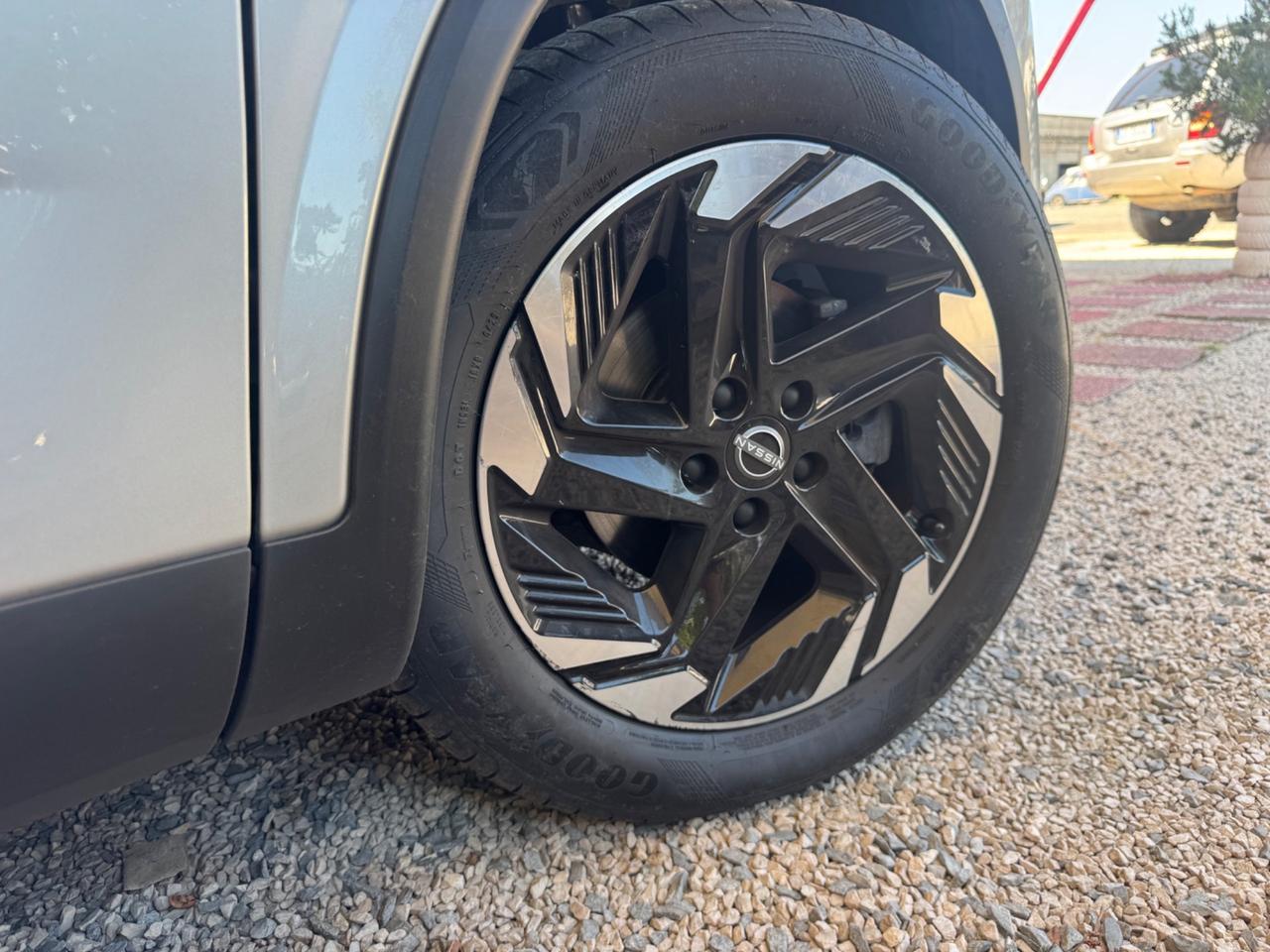 Nissan Qashqai 160 CV N-Connecta SENZA VINCOLI DI FINANZIAMENTO