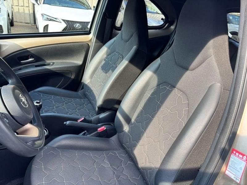 Toyota Aygo X 1.0B (72 CV) Lounge