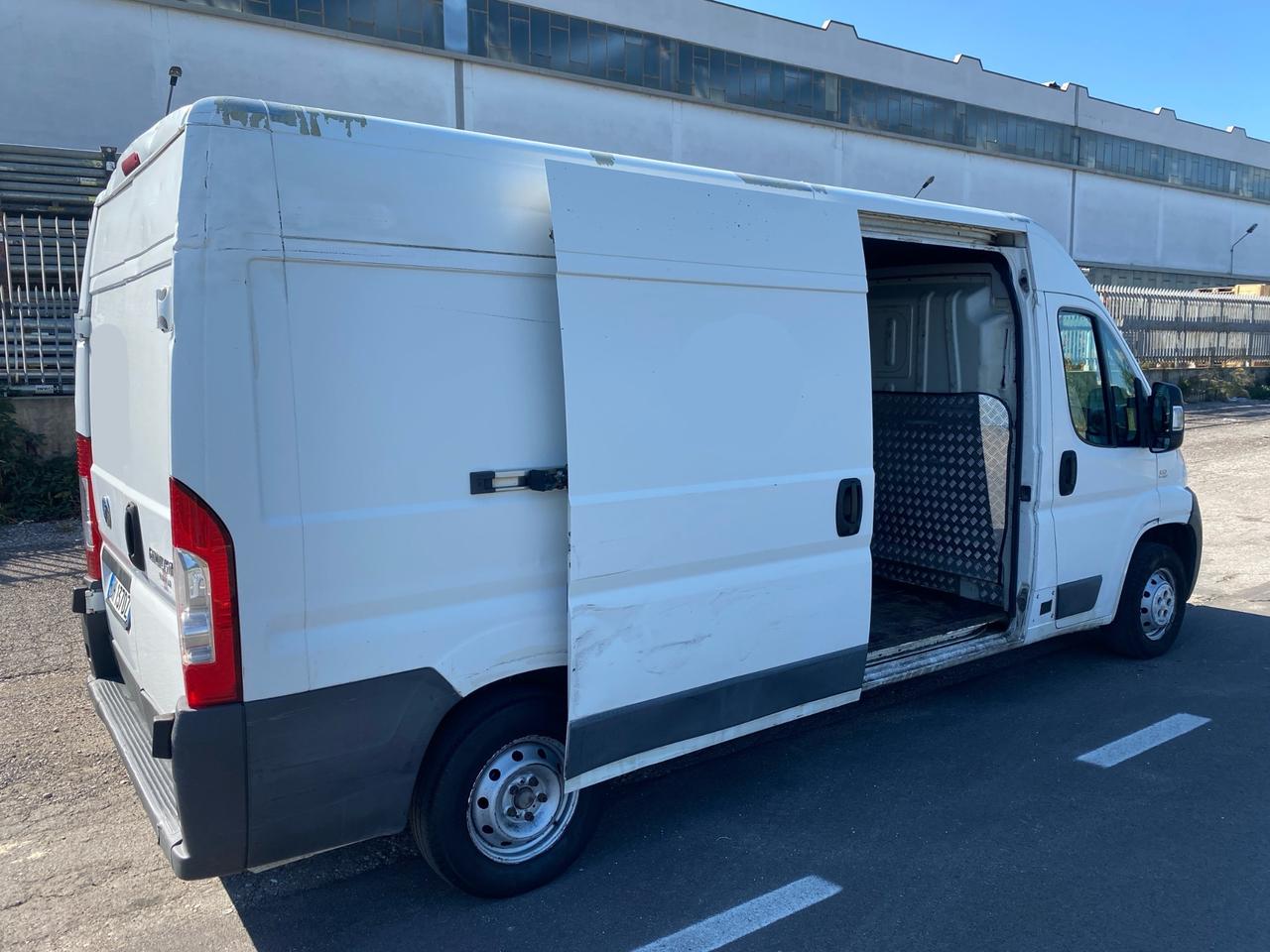 Fiat Ducato Fiat tetto alto passo lungo con pedana