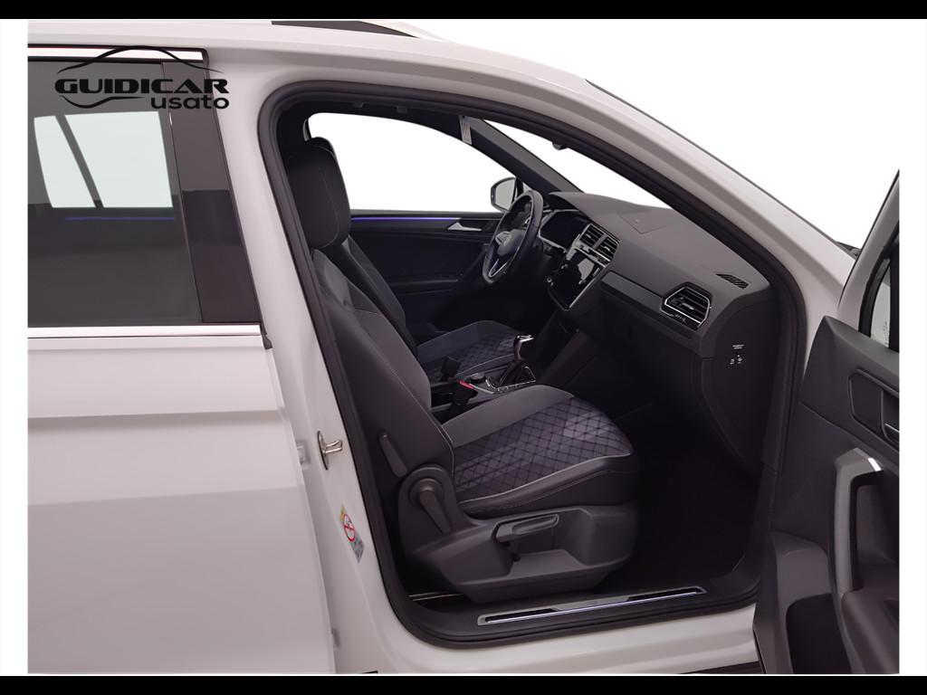 VOLKSWAGEN Tiguan II 2021 - Tiguan 2.0 tdi R-Line 4motion 150cv dsg
