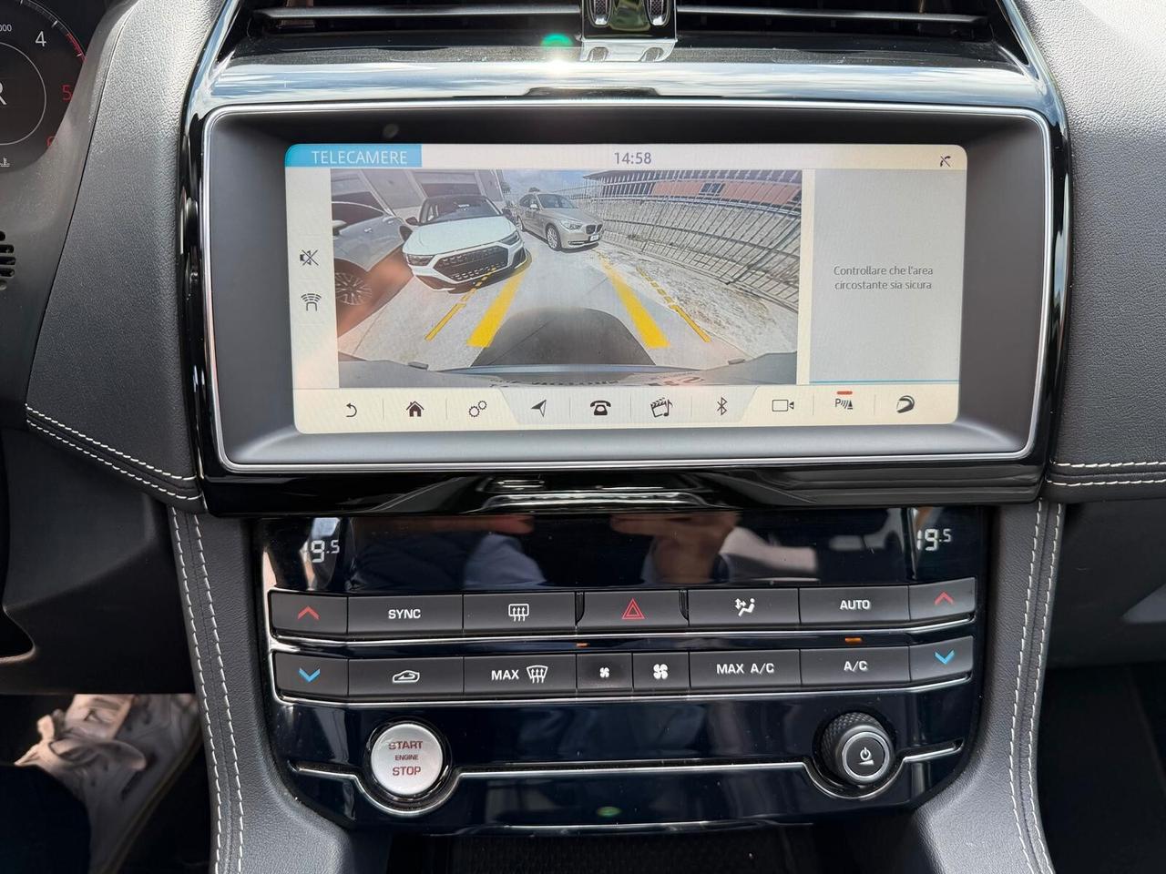 Jaguar F-Pace 2.0 D 180 CV AWD aut. R-Sport