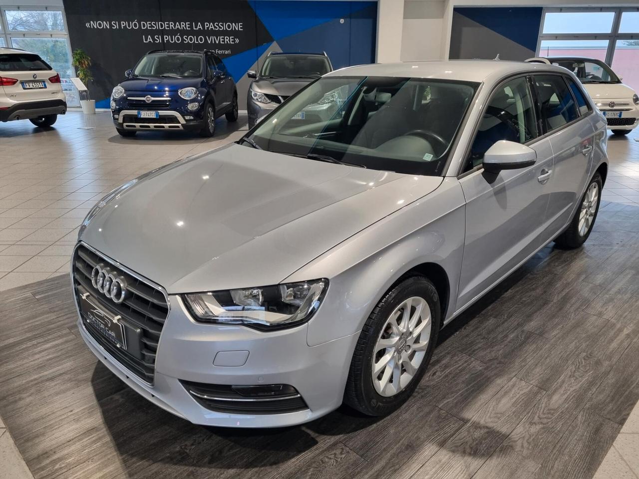 Audi A3 Sportback 1.6 tdi Attraction 110cv