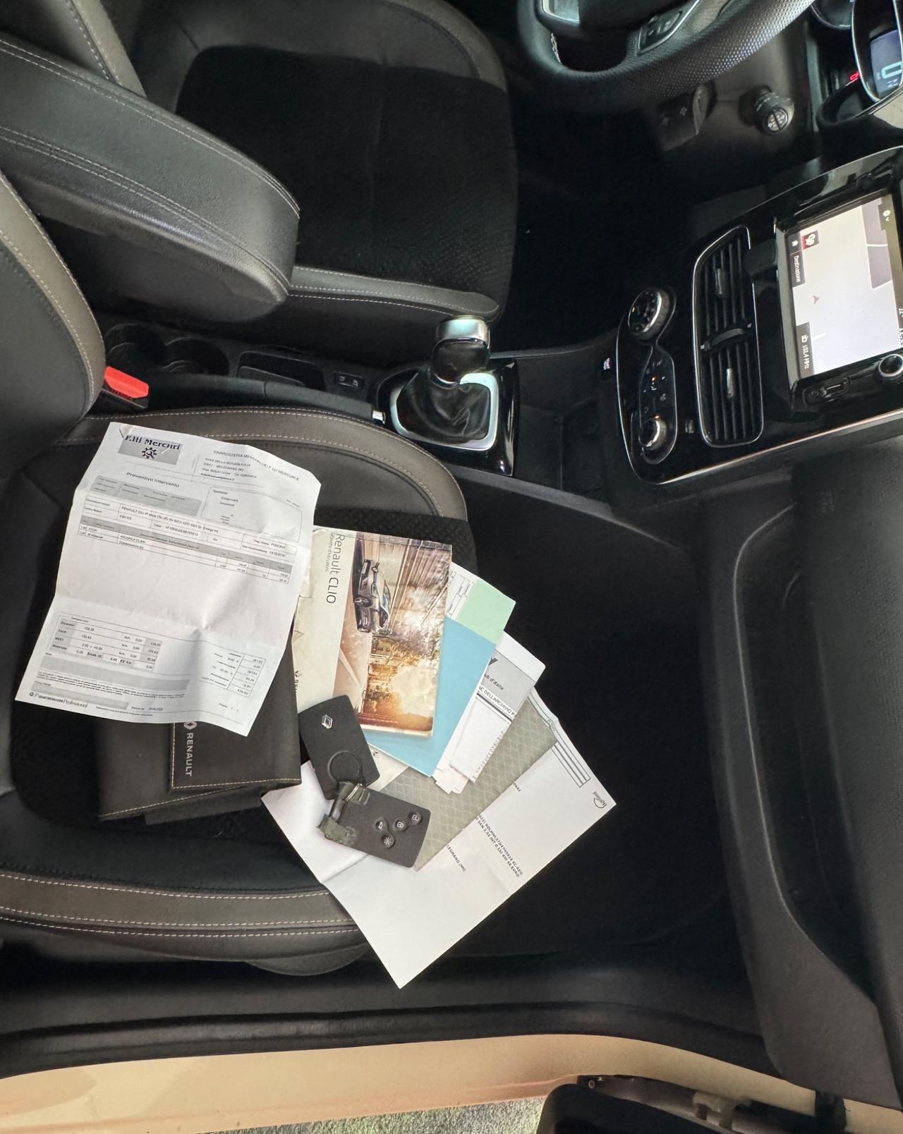 Renault Clio dCi 8V 90CV EDC Start&Stop 5 porte Energy Intens