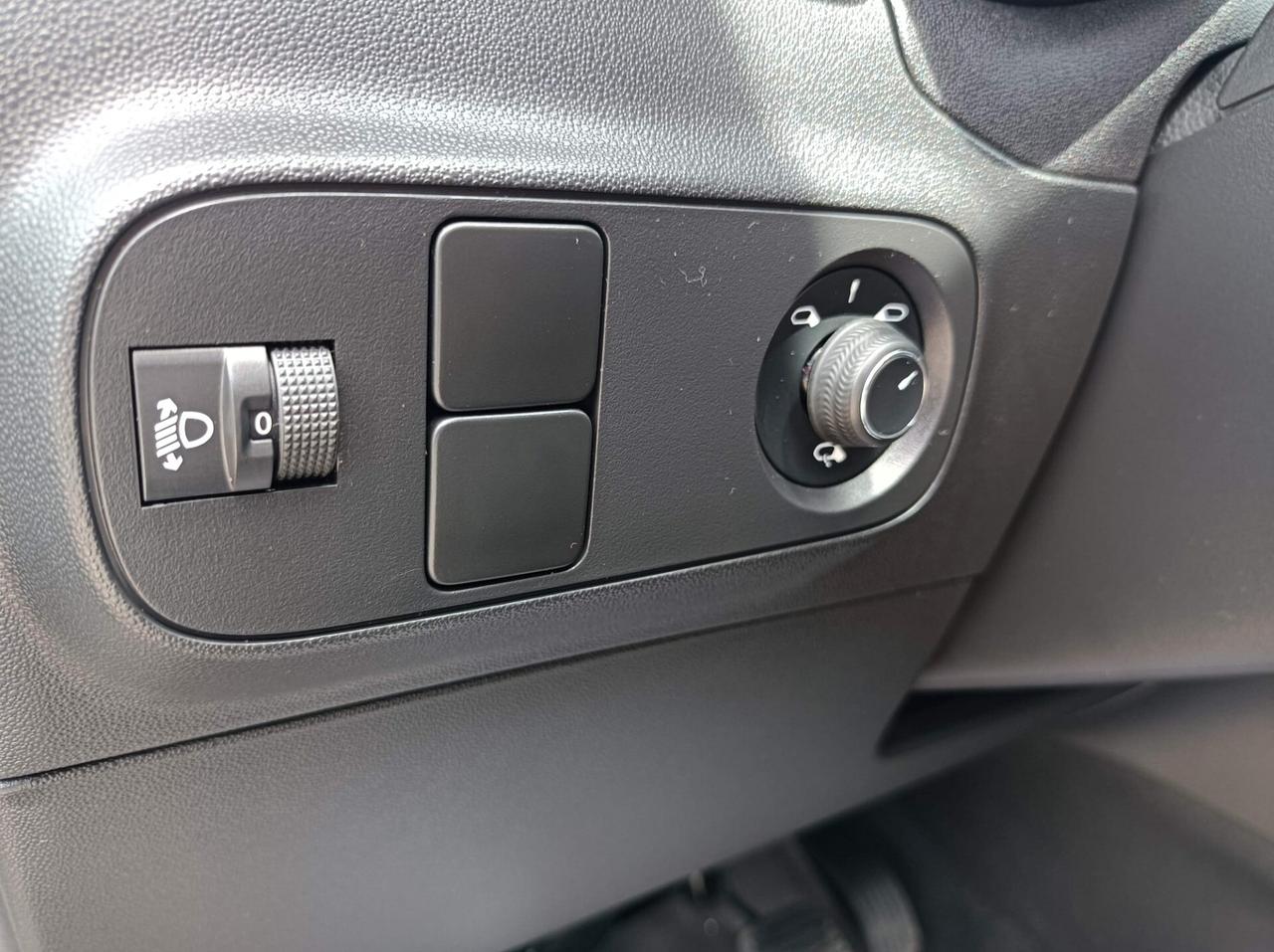 Citroen C3 PureTech 83 S&S C-Series